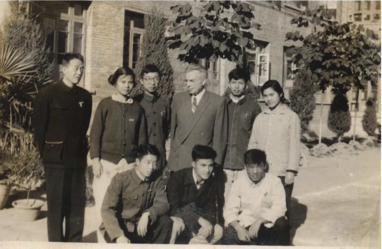 ccffbaf7c41b425d8431e341ba3d1614.jpg ccffbaf7c41b425d8431e341ba3d1614.jpg