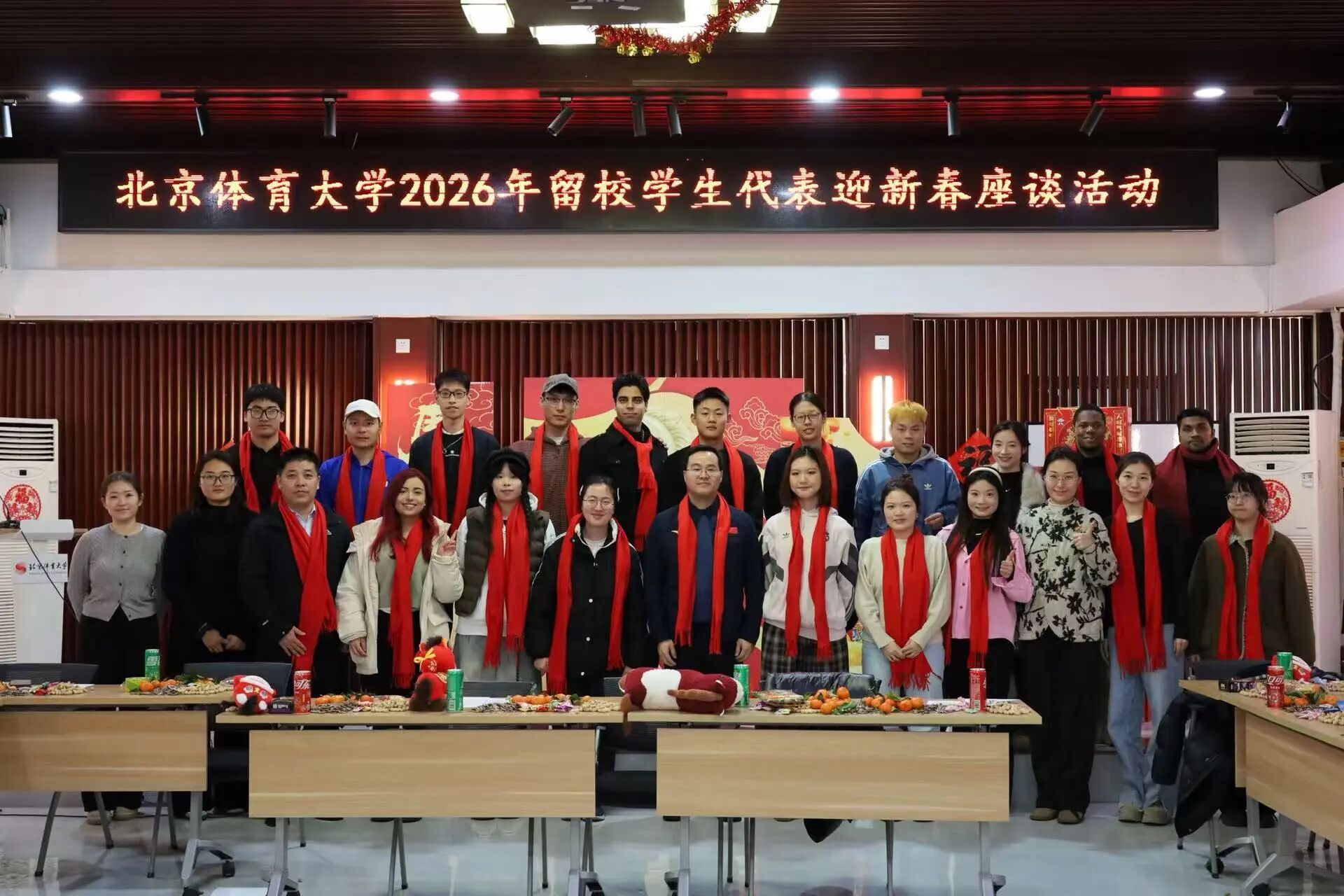 1bbff5cf6ed94e2a98fd46540b5c6232.jpg 1bbff5cf6ed94e2a98fd46540b5c6232.jpg